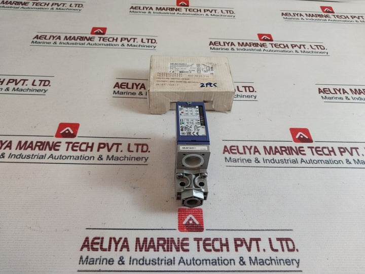 Telemecanique Xmlb010A2S11 Pressure Switch