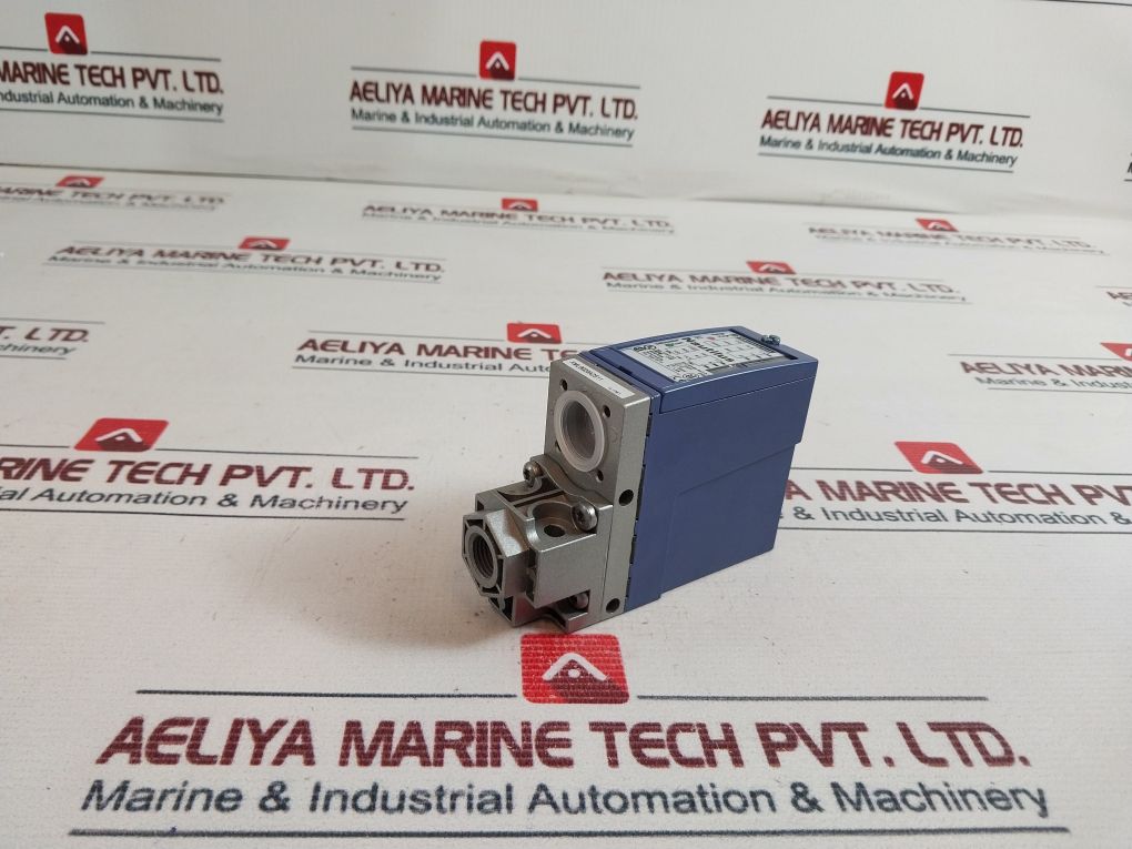 Telemecanique Xmlb020A2S11 Pressure Switch