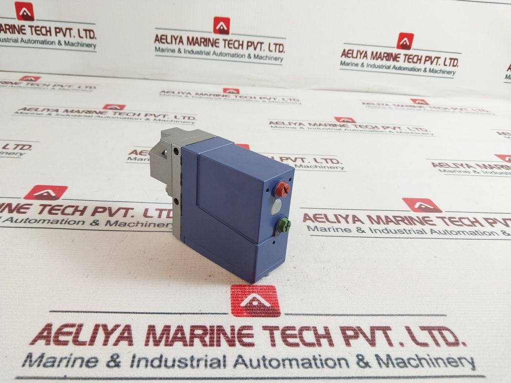 Telemecanique Xmlb020A2S11 Pressure Switch