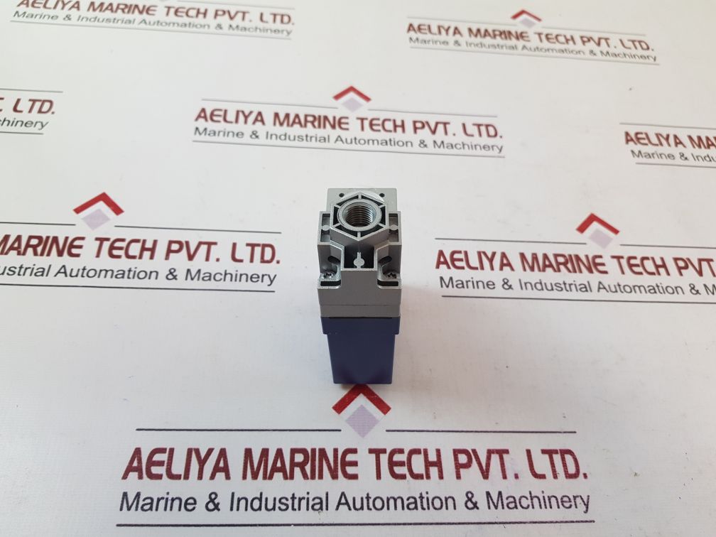 Telemecanique Xmlb035A2S11 Pressure Switch