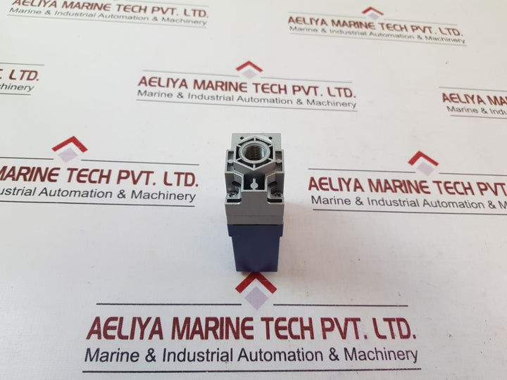 Telemecanique Xmlb035A2S11 Pressure Switch