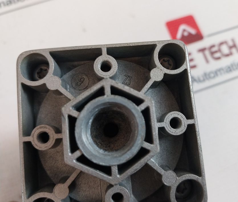 Telemecanique Xmlbm02V2S11 Nautilus Vacuum Switch