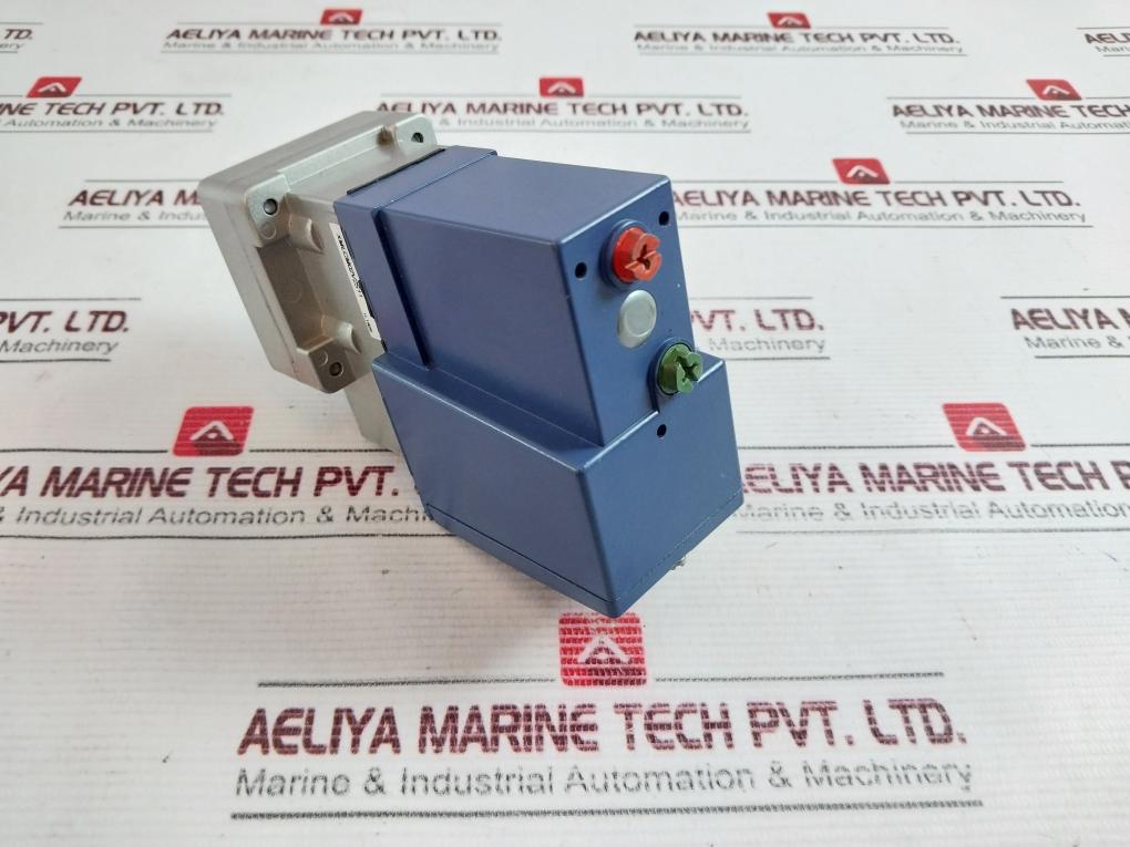 Telemecanique Xmlcm02V2S11 Pressure Switch 240V Ip66