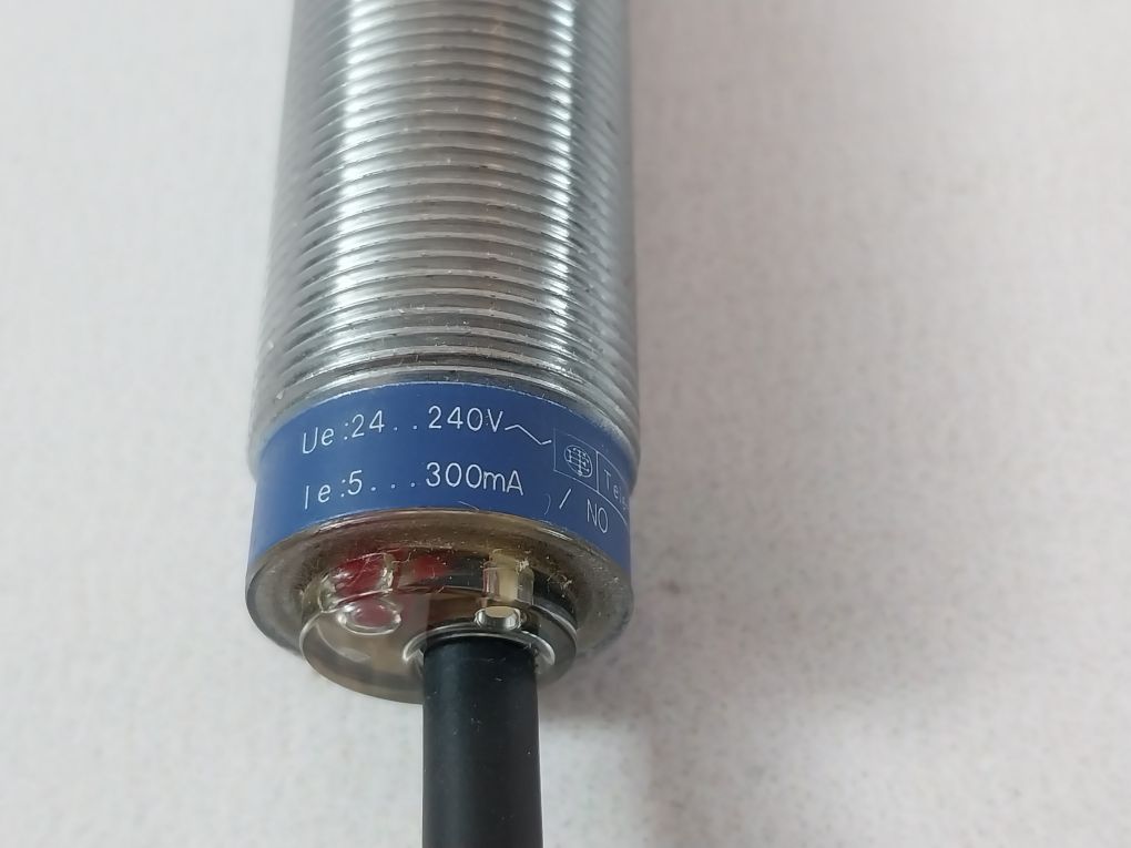 Telemecanique Xs1-m18Fa260