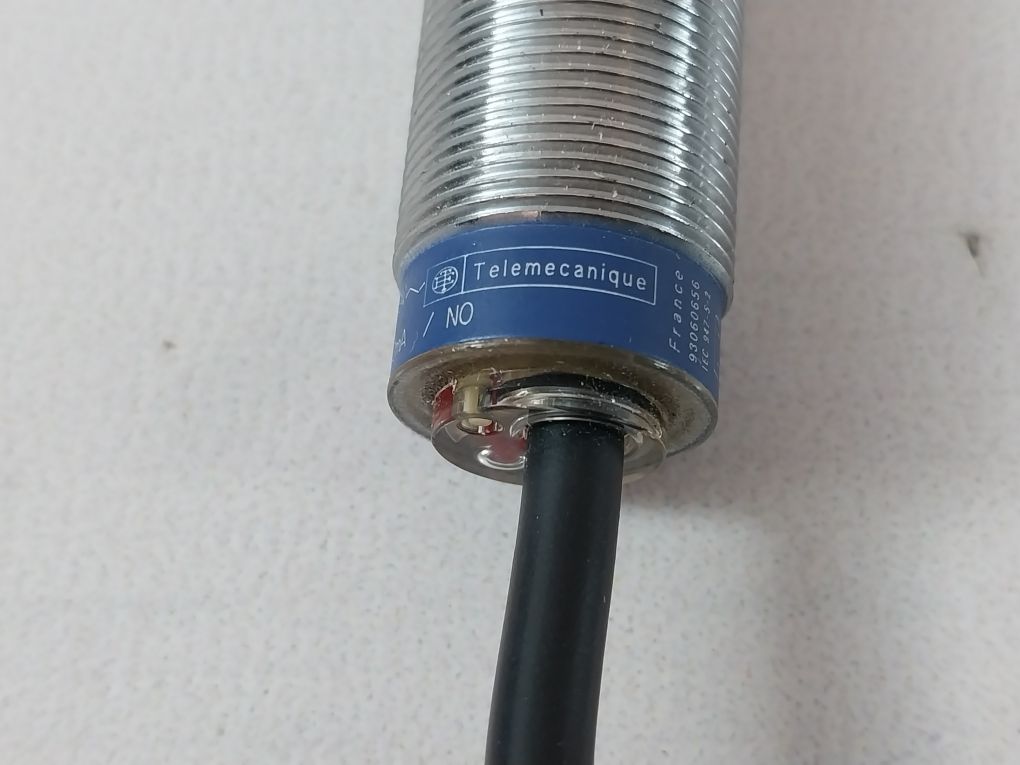 Telemecanique Xs1-m18Fa260