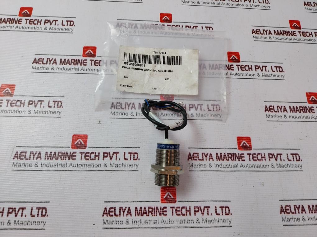 Telemecanique Xs1 M30Ab120Sb4 Proximity Sensor