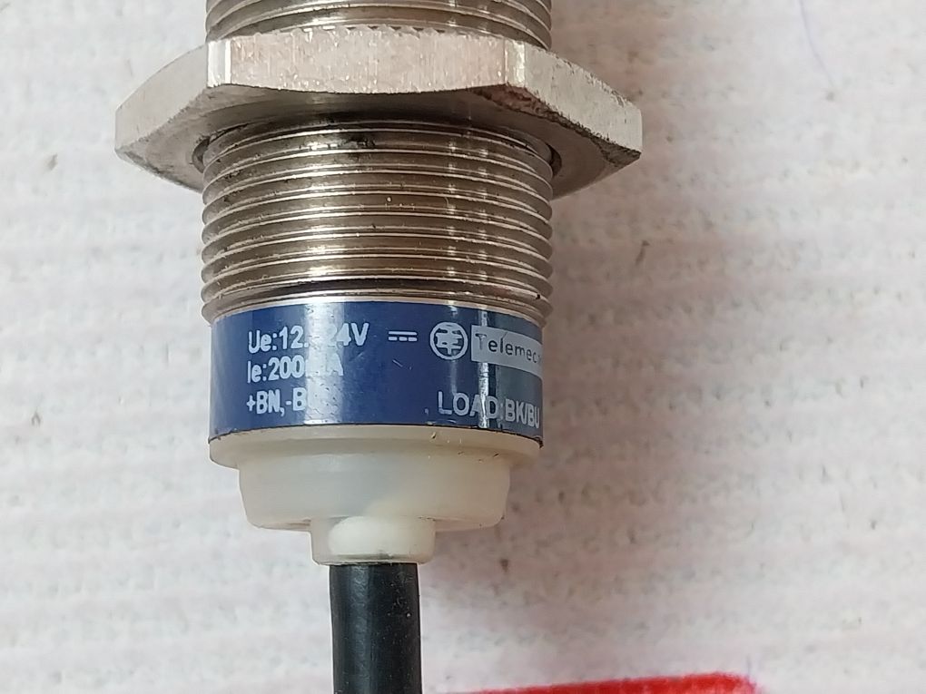 Telemecanique Xs1 N18Pa349 Proximity Switch