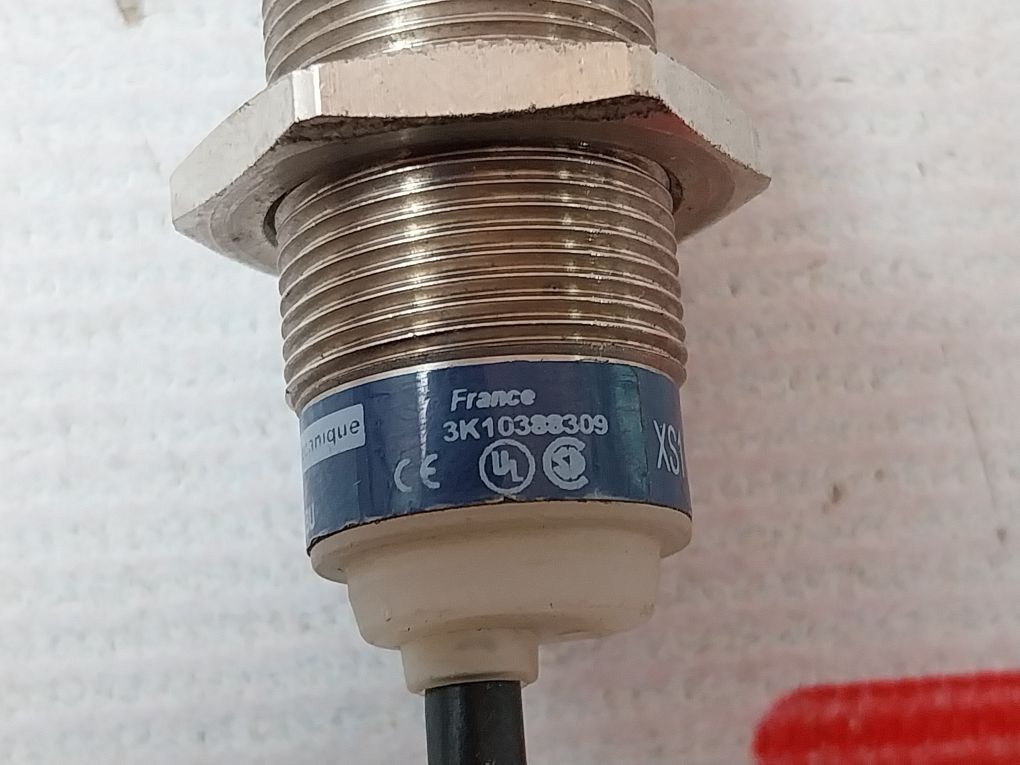 Telemecanique Xs1 N18Pa349 Proximity Switch