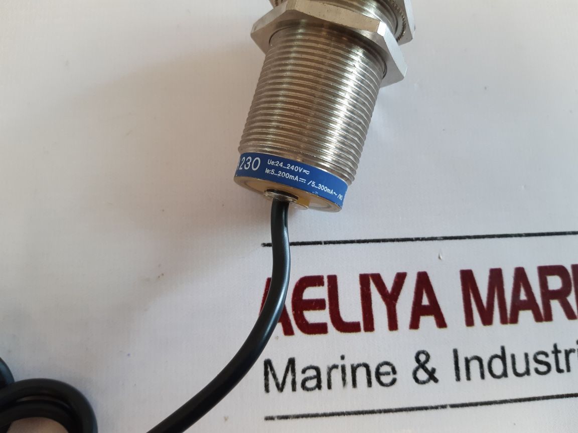 Telemecanique Xs1M3Oma230 Proximity Sensor