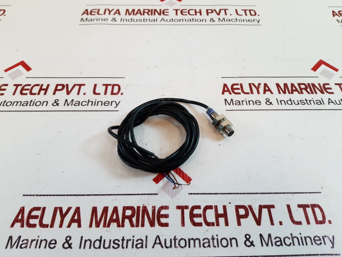Telemecanique xs1n08na349l1 proximity sensor 1.44 meter