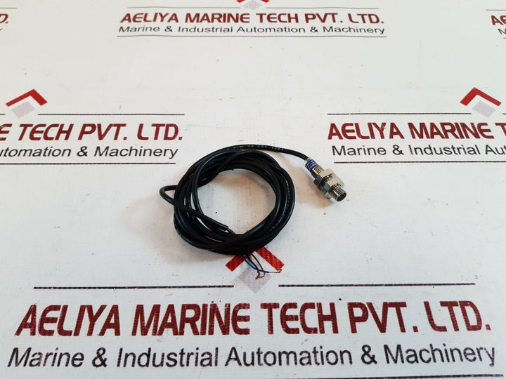 Telemecanique xs1n08na349l1 proximity sensor 1.44 meter