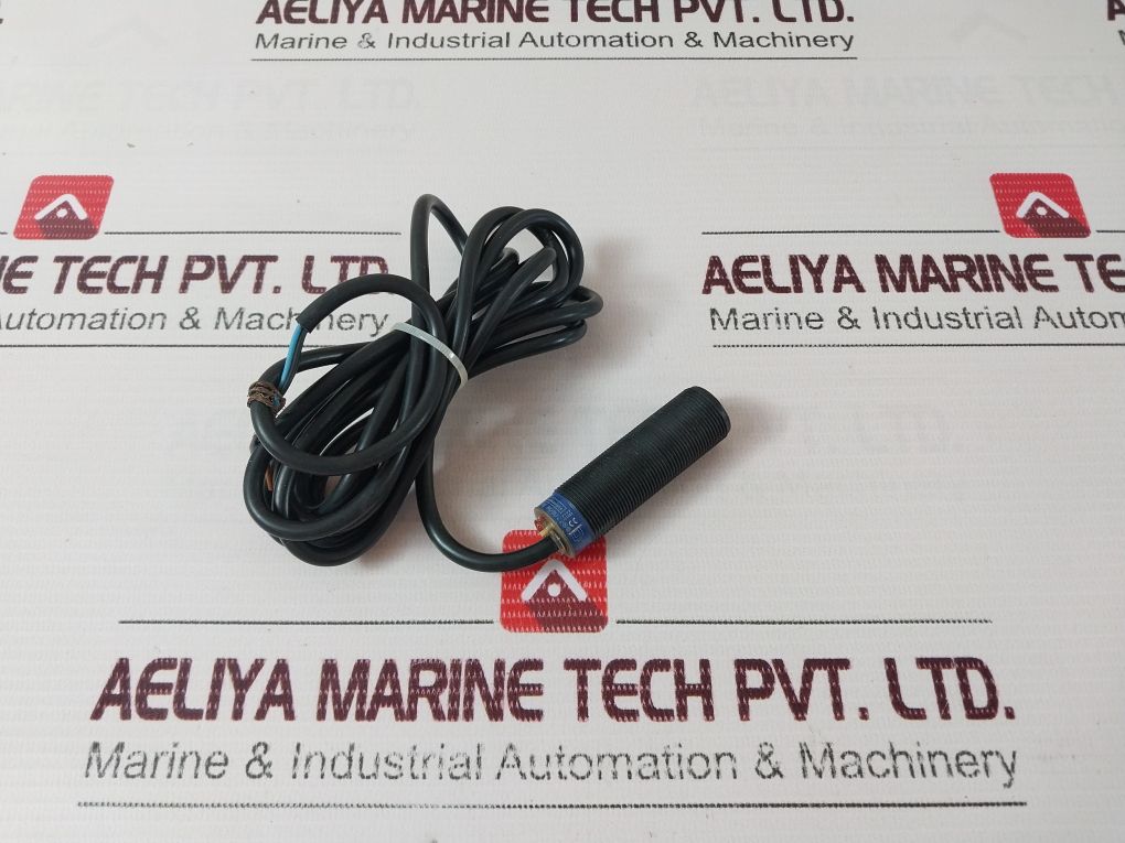 Telemecanique Xs4P18Pa370