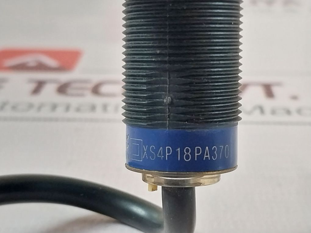 Telemecanique Xs4P18Pa370