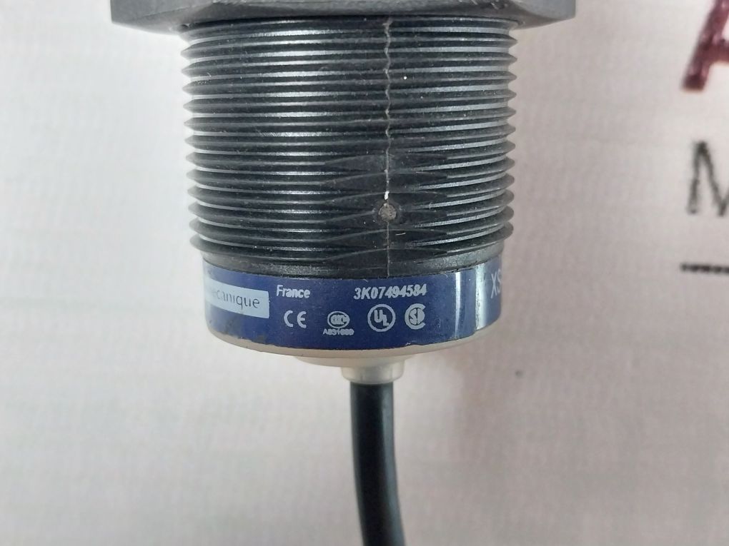 Telemecanique Xs4P30Pa370