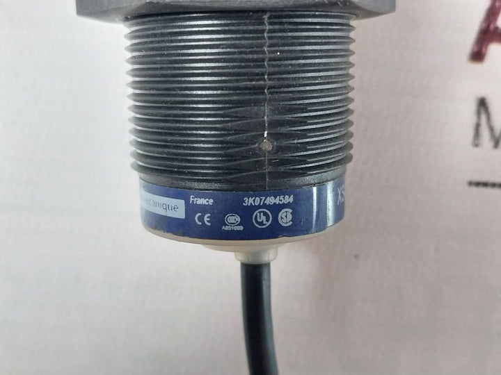 Telemecanique Xs4P30Pa370