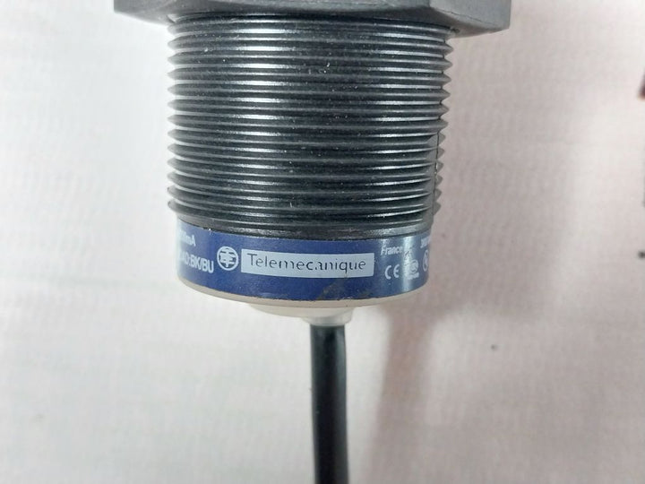 Telemecanique Xs4P30Pa370