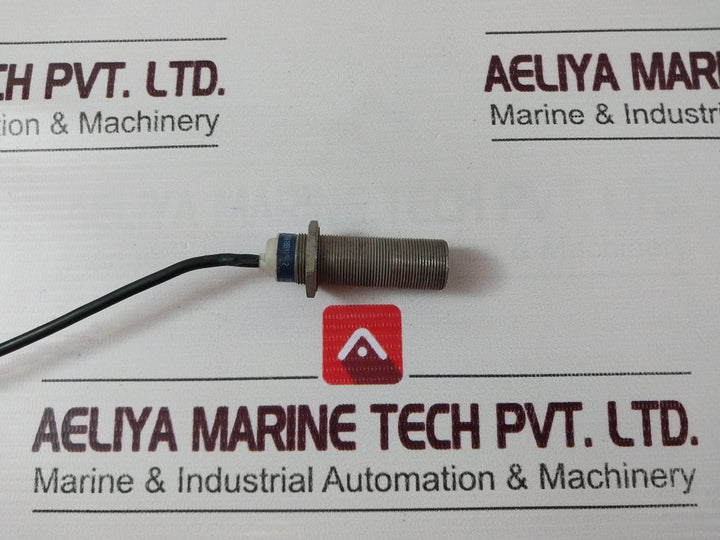 Telemecanique Xs618B1 Proximity Sensor