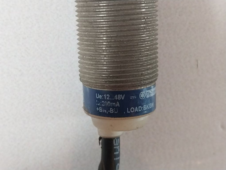 Telemecanique Xs618B1 Proximity Sensor