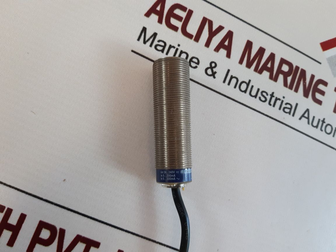 Telemecanique Xs618B1Mal2 Inductive Proximity Sensor