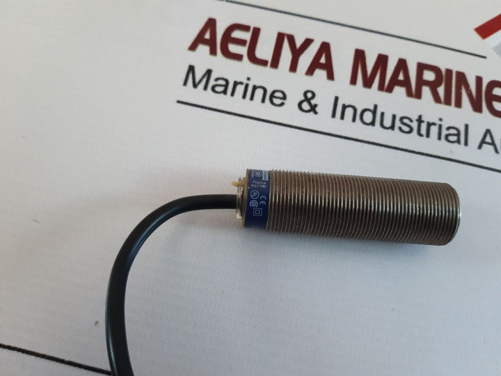 Telemecanique Xs618B1Mal2 Inductive Proximity Sensor