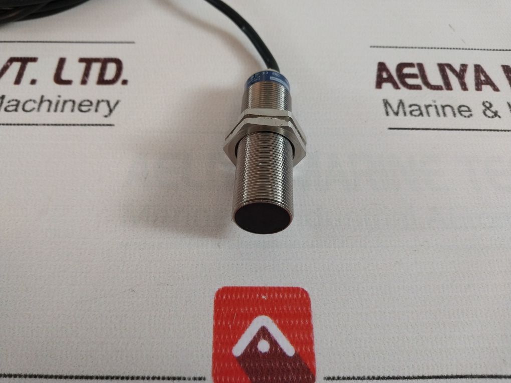 Telemecanique Xs618B1Pal2 Proximity Sensor, Inductive 12..48V 200Ma