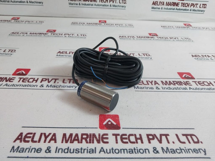 Telemecanique Xs630B1Mal10 Inductive Proximity Switch