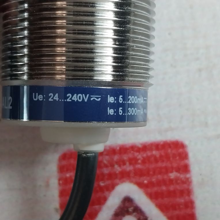 Telemecanique Xs630B1Mal2 Inductive Proximity Switch Sensor