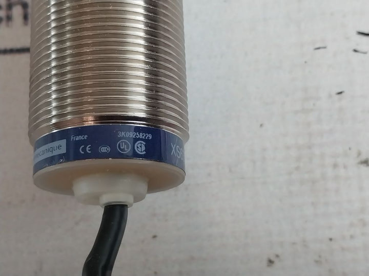Telemecanique Xs630B1Pal2 Inductive Proximity Sensor