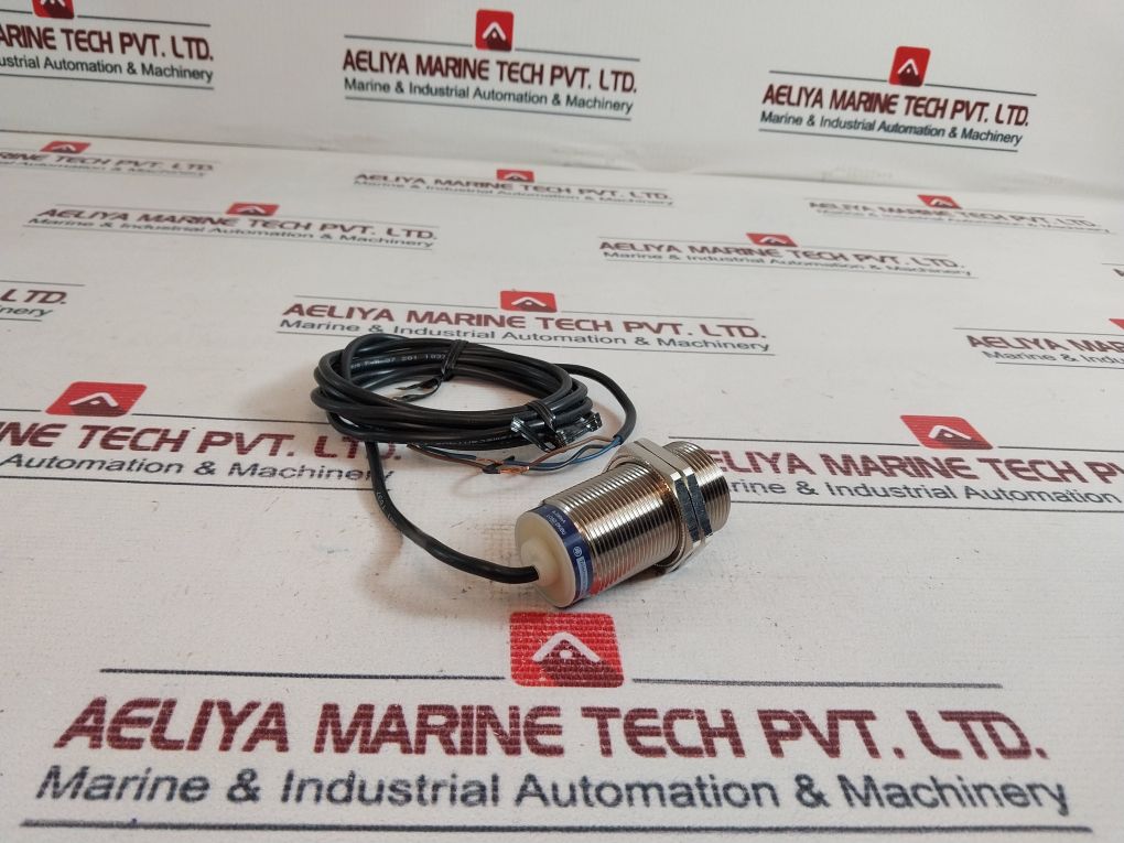 Telemecanique Xs630B1Pal2 Inductive Proximity Switch Sensor