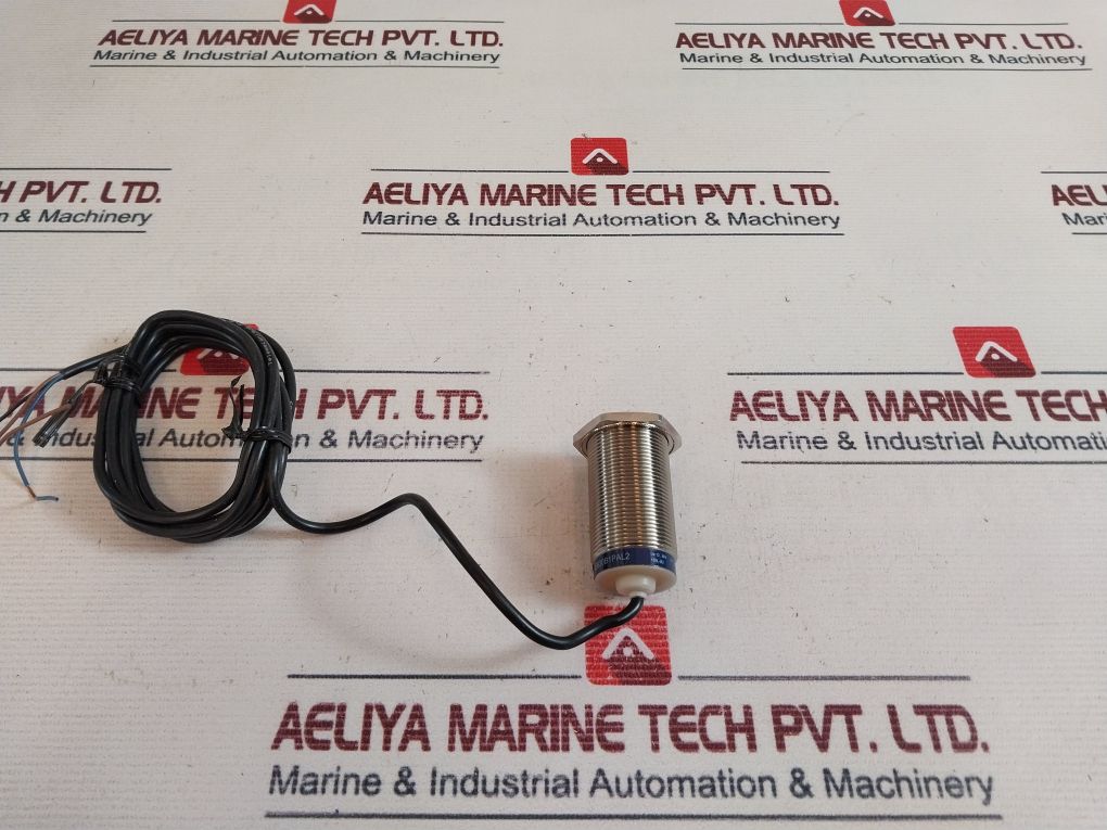 Telemecanique Xs630B1Pal2 Proximity Sensor