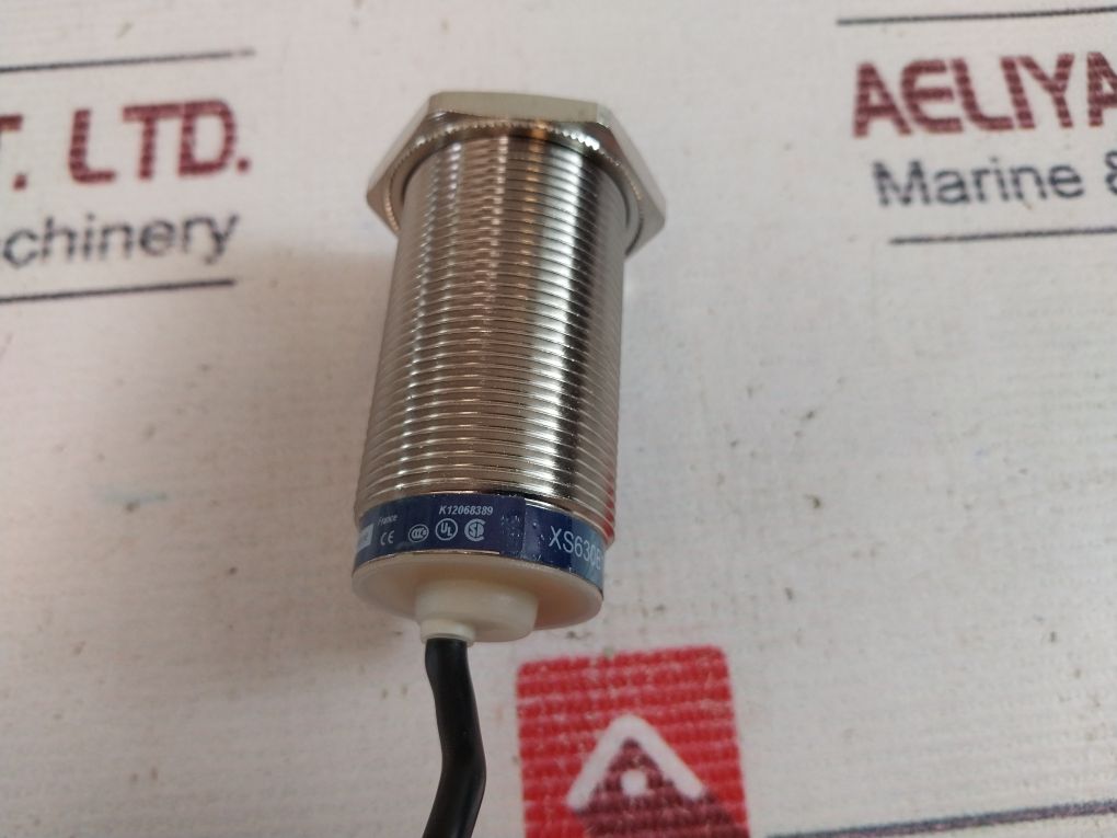 Telemecanique Xs630B1Pal2 Proximity Sensor