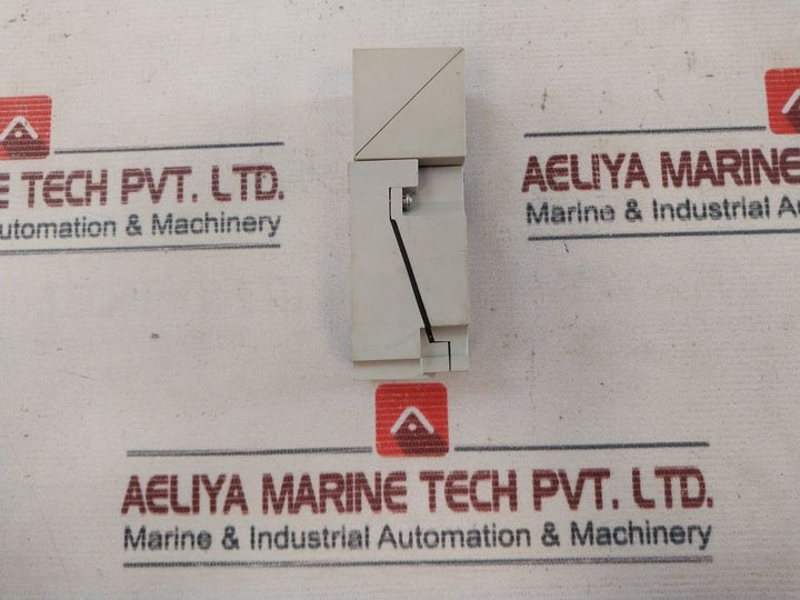 Telemecanique Xs7-c40Dp210 Proximity Sensor