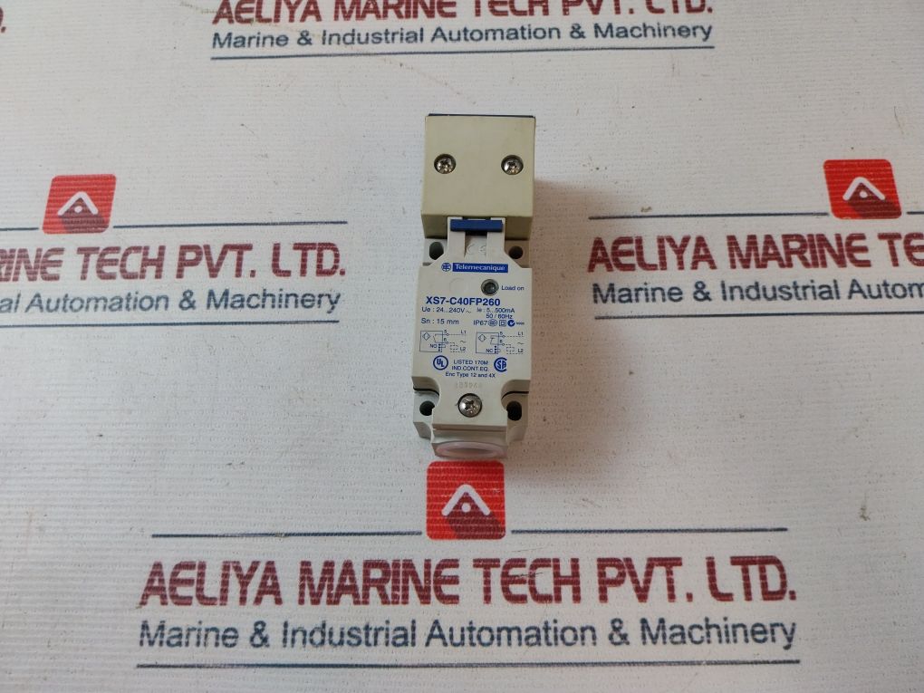 Telemecanique Xs7-c40Fp260 Inductive Proximity Switch Ip67