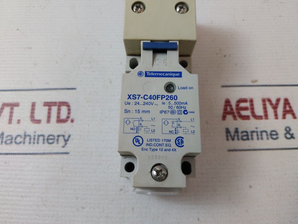 Telemecanique Xs7-c40Fp260 Inductive Proximity Switch Ip67
