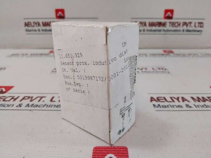 Telemecanique Xs7C1A1Pam8 Inductive Proximity Sensor