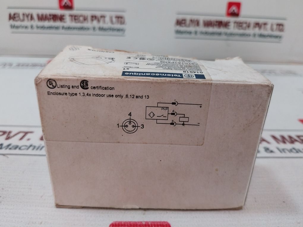 Telemecanique Xs7C1A1Pam8 Inductive Proximity Sensor