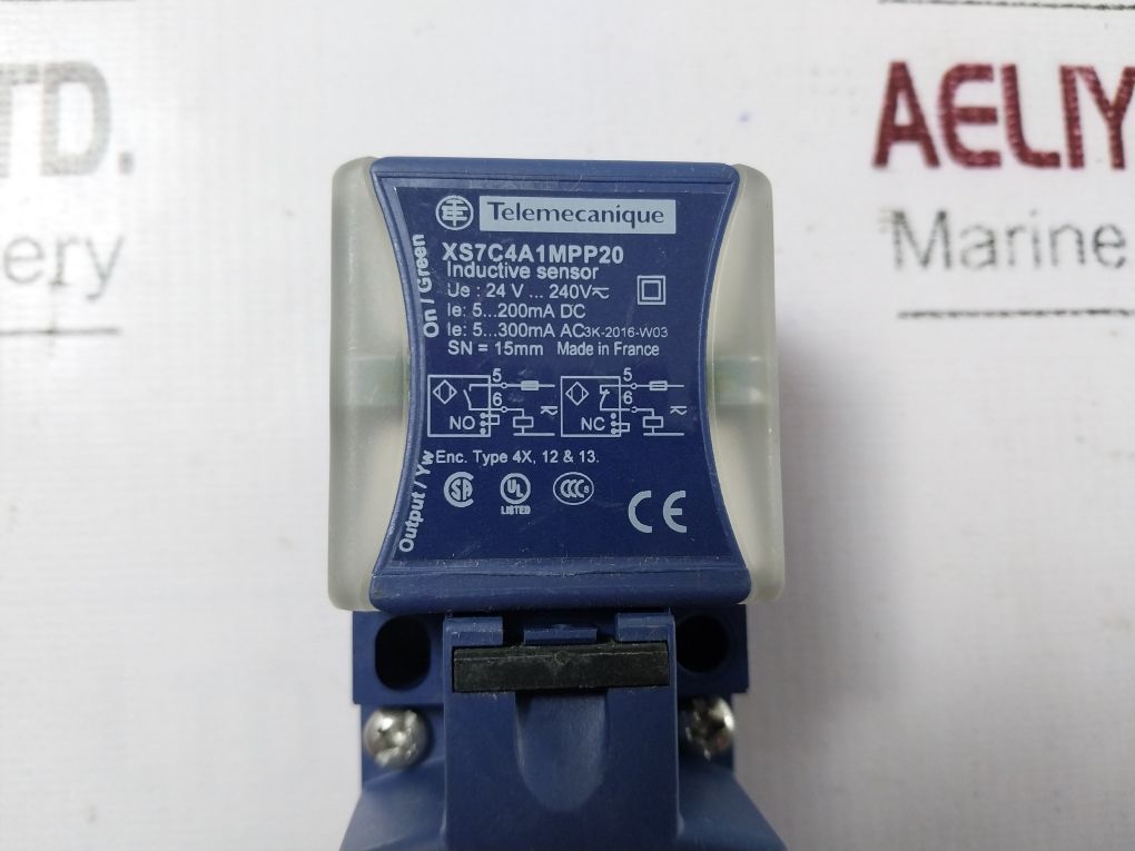 Telemecanique Xs7C4A1Mpp20 Inductive Proximity Sensor