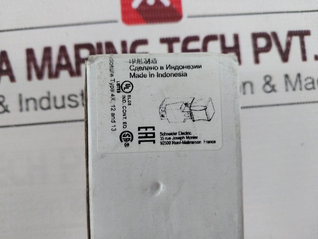 Telemecanique Xs8C4A1Mpg13