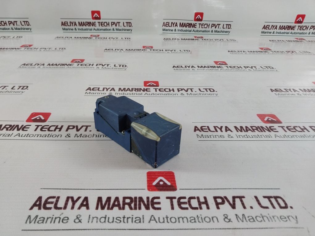 Telemecanique Xs8C4A1Mpg13