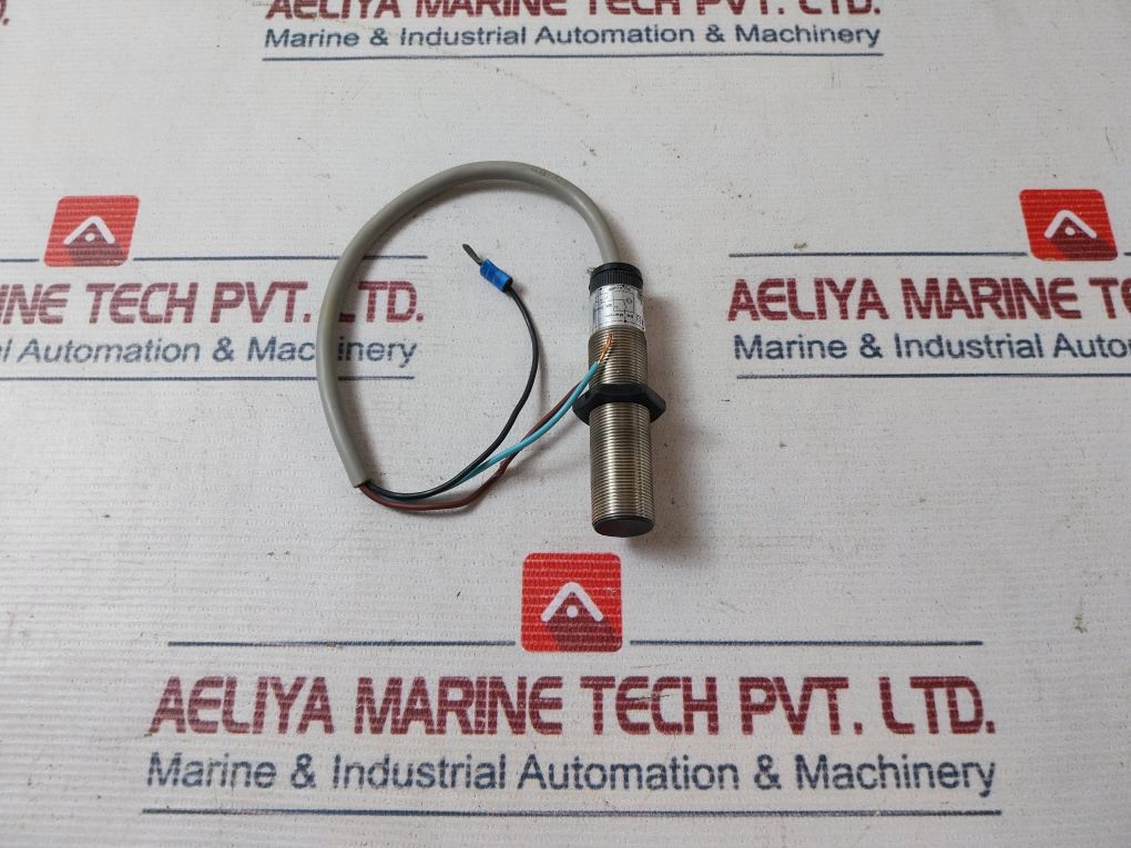 Telemecanique Xsa-h05712H23 Inductive Proximity Sensor 12/48V