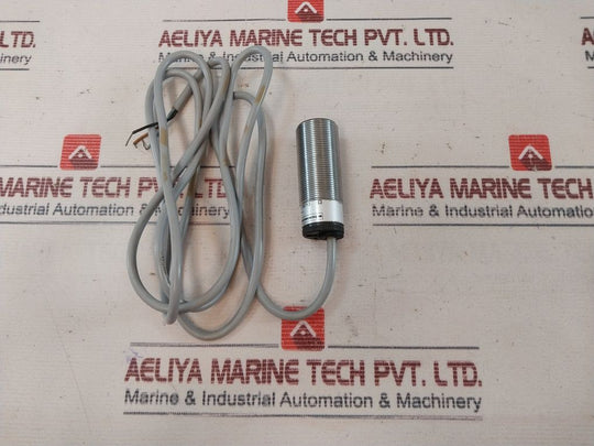 Telemecanique Xsa-j10713 Proximity Switch