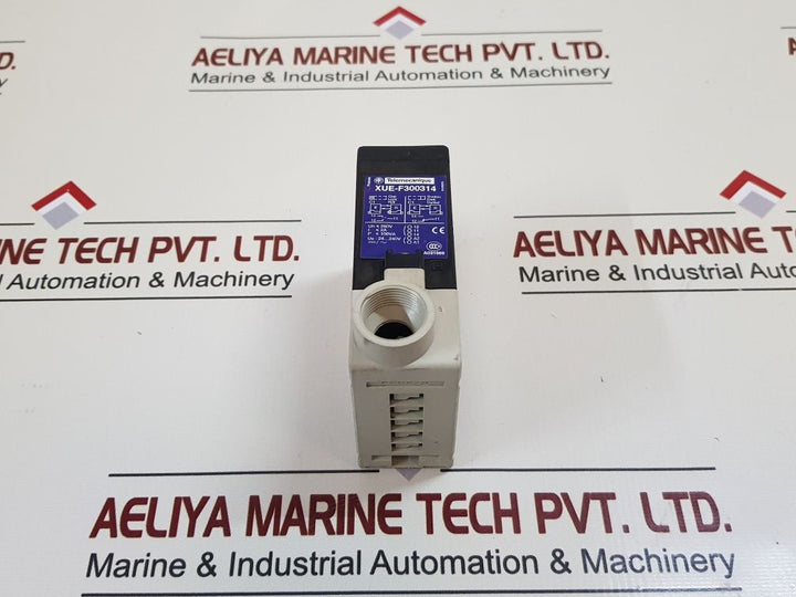 Telemecanique Xue-f300314 Photoelectric Sensor