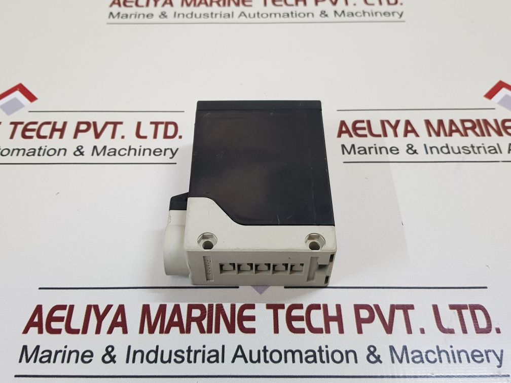 Telemecanique Xue-f300314 Photoelectric Sensor