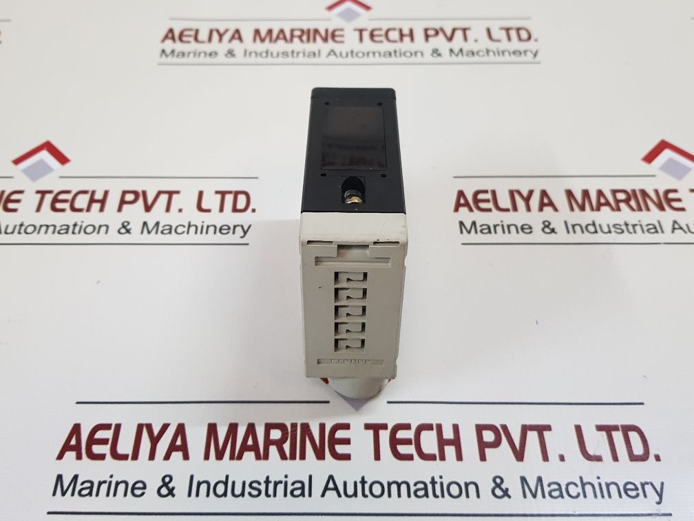 Telemecanique Xue-f300314 Photoelectric Sensor