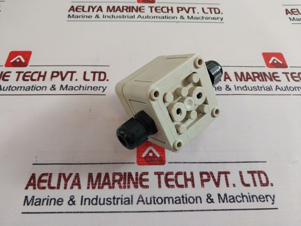 Telemecanique Zb2-be101 Light Switch 400V