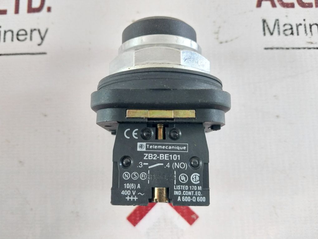 Telemecanique Zb2-be102 Key Selector Switch