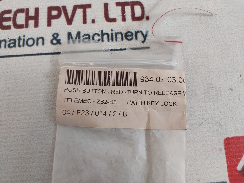 Telemecanique Zb2-bs Release Push Button-red With Key Lock