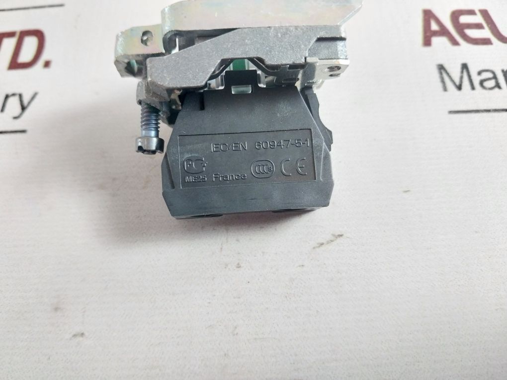 Telemecanique Zbv-b4