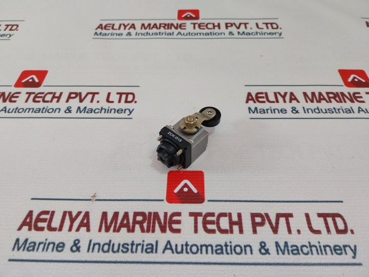Telemecanique/Schneider Electric Zck-d15 Limit Switch Operating Head