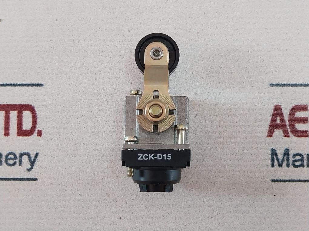 Telemecanique/Schneider Electric Zck-d15 Limit Switch Operating Head